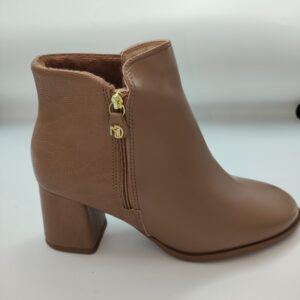 Bota Modare